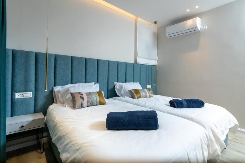 L.T.D Luxury Apartments 4 Bedroom Panoramic View Тиберия Екстериор снимка